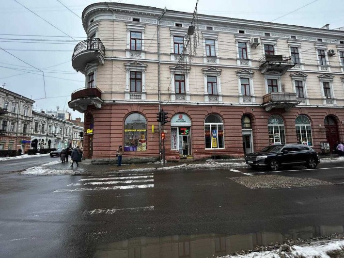 Здається в оренду приміщення в самому центрі міста. - фото 1