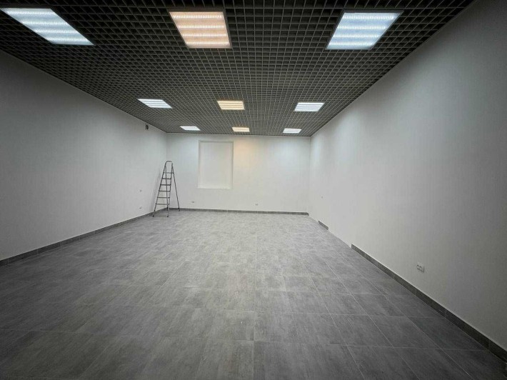 Оренда приміщення вільного призначення вул. Любомира Гузара - фото 1