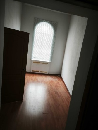 Оренда офісного приміщення 24,2 мкв в центрі - фото 1