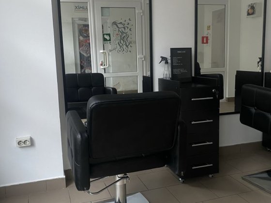 Здається робоче місце для кератину   /нарощення волосся Івано-Франківськ