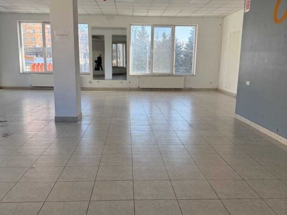 Оренда комерційного приміщення в районі Чайки Ровно