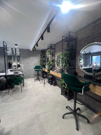 Здам комерційне приміщення в центрі міста - фото 1