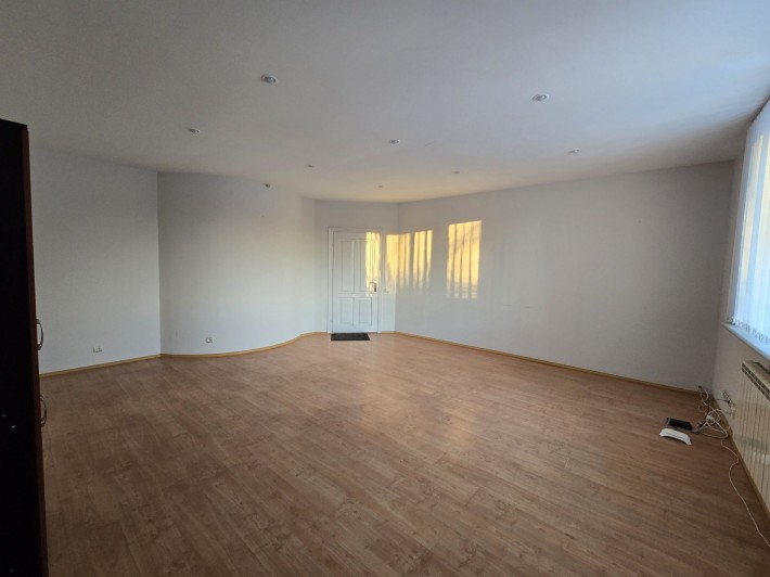 Офіс в довгострокову оренду - фото 1