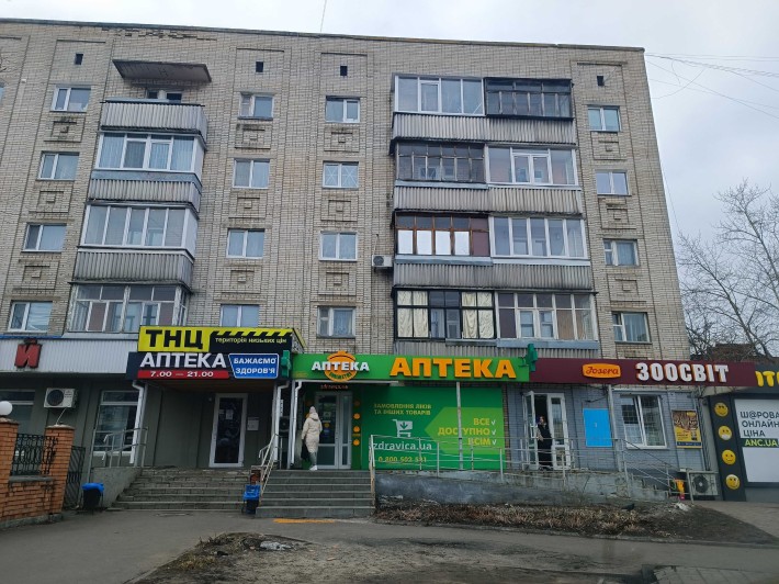 Здам торгове приміщення 158 м2 на проспекті Перемоги (курський) - фото 1