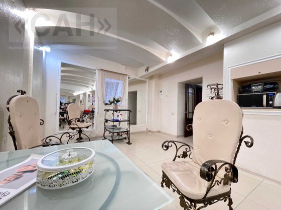 Сдам в аренду офисное помещение в Центре под салон красоты Сумы