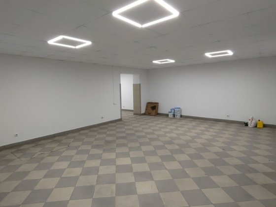 ПРОХІДНЕ МІСЦЕ! Здається в оренду комерційне приміщення по Галицькій Івано-Франківськ