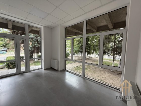 Оренда фасадного приміщення в центрі вул. Старий Поділ Тернопіль