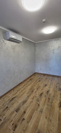 Оренда  сучасного офісу 12м.2 район Фоззі - фото 1