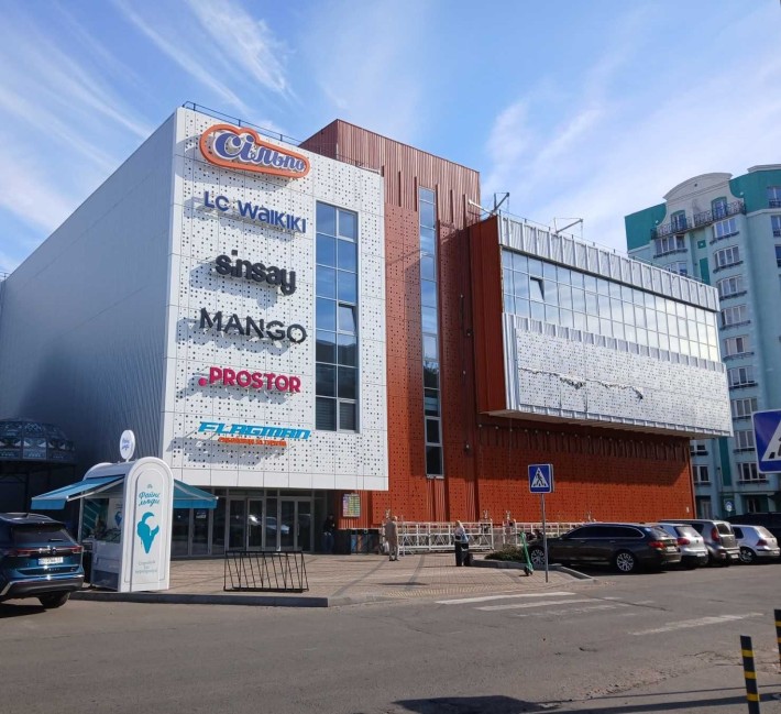 Оренда торгового приміщення ТРЦ "КИЇВ" - фото 1