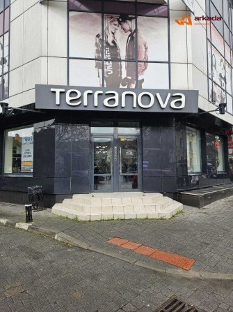 Оренда фасадного приміщення в центрі біля Ратуші. 265м2 - фото 1