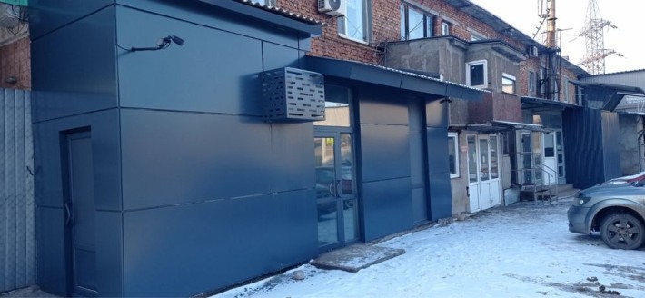 Оренда приміщення, офіс, склад, підвал, в центрі міста, фасад, зупинка - фото 1