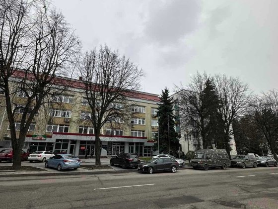 ЦЕНТР 30м2 Здам ОФІС з Панорамою без плати КП за Хорошою Ціною