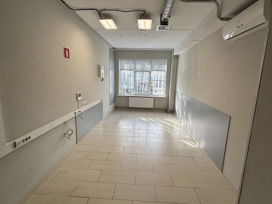 Приміщення в офісному центрі 18м2 Сумы