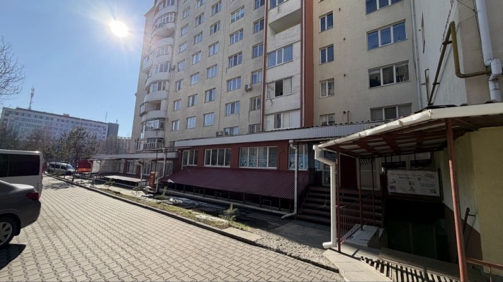 Оренда цокольного приміщення в новобудові на С.Демʼянчука, 41,2 м2 - фото 1