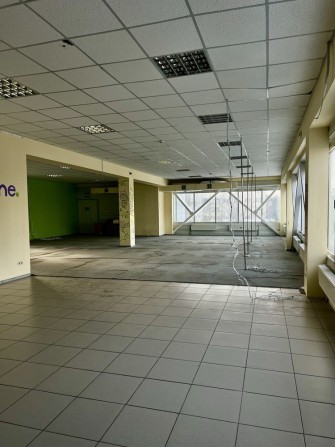 Здається в оренду приміщення для бізнесу по вул. Супруна - фото 1