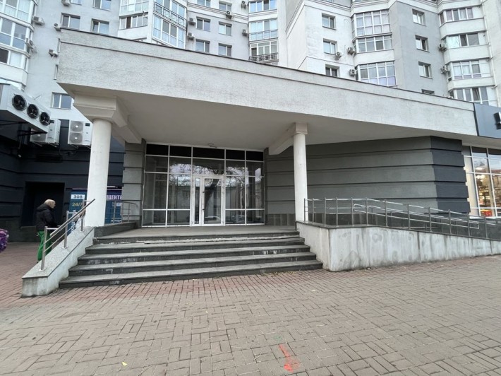 Оренда офісного приміщення в самому центрі міста - фото 1