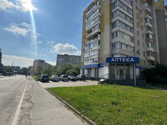 ЮВІЛЕЙНИЙ 132м2 Здам ФАСАДНЕ приміщення з Парковкою Ровно