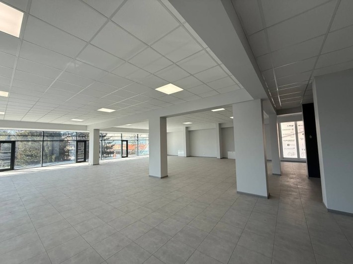 Оренда комерціного приміщення на вул. Лук'яновича - фото 1