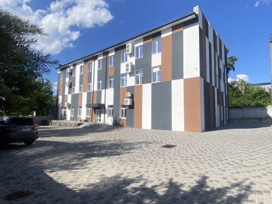 ОРЕНДА комерції .  ЦЕНТР-ЧАЙКА. open space Ровно