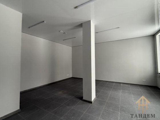 Оренда фасадного приміщення центр вул. Старий Поділ Тернопіль