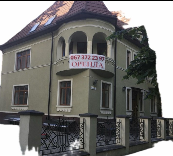 Окремостояча будівля на 388 кв.м з власною парковкою - фото 1