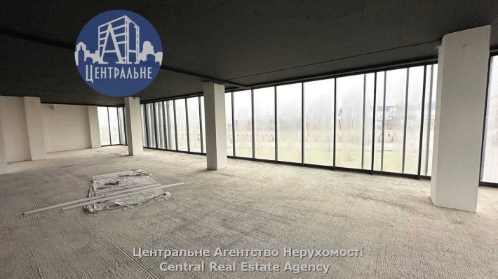 Здається в оренду просторе приміщення поблизу траси, с. Бояни - фото 1