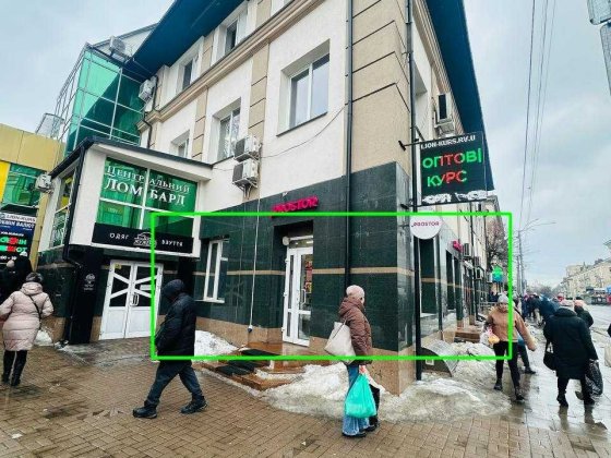 ЦЕНТР 146м2 ТОП-Локація ТРАФІК Здам ФАСАДНЕ приміщення біля ЗУПИНКИ Ровно