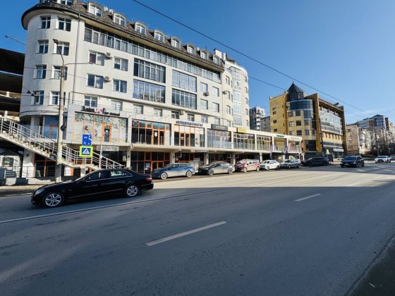 Фасадне Приміщення - Героїв Майдану - 85 м2 - Ремонт