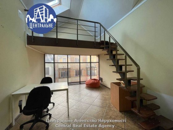 Оренда класного офісу в центрі міста Чернівці