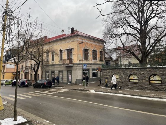 Оренда приміщення під комерцію Собранецька 2    1 поверх Ужгород