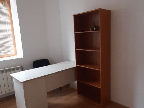 Оренда офісу кабінету на 2 поверсі, в центрі міста Ужгород