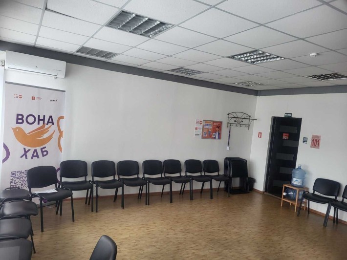 Здається в оренду приміщення (офіс) в центрі Ужгорода пл. Ш.Петефі - фото 1