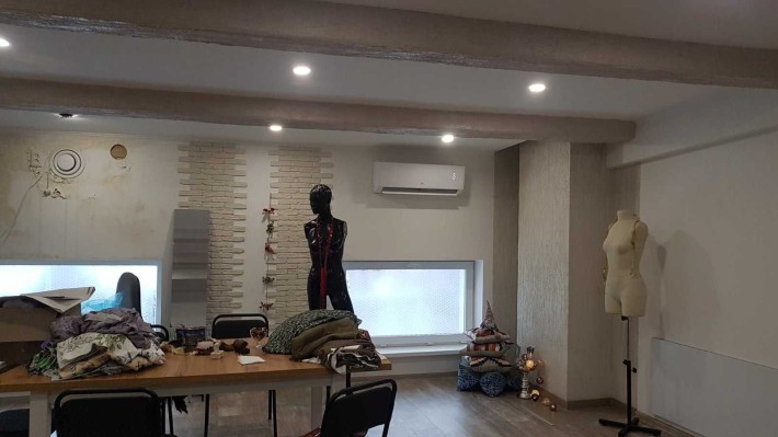 Без комісії АН. Оренда приміщення з високою стелею. - фото 1