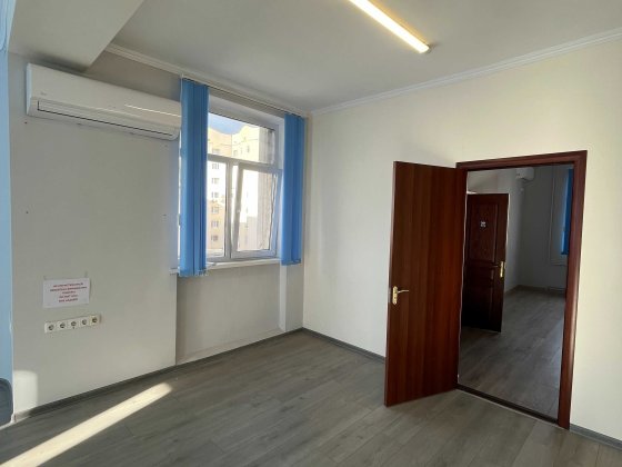 Оренда приміщень під різні види діяльності. Проспект Чернівці