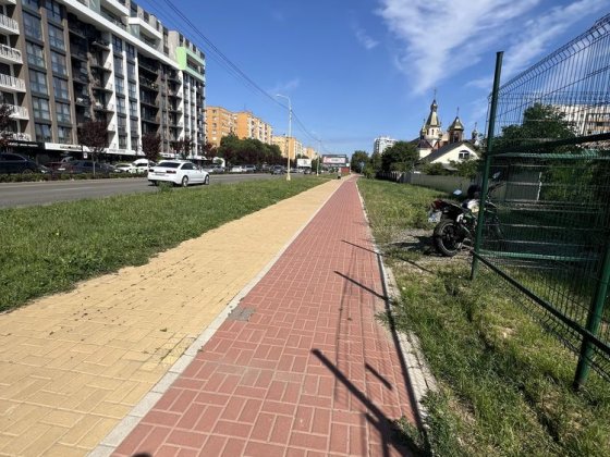 Оренда комерції Жк " Крона" Ужгород