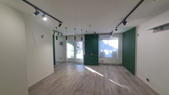 Оренда комерційного приміщення в центрі міста, 86м2, - фото 1