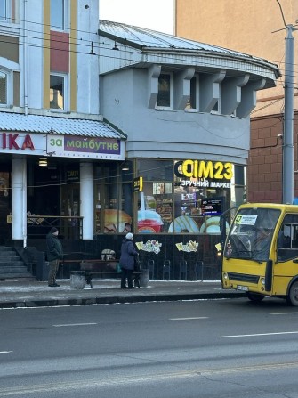 Оренда комерційного приміщення в центрі Рівного - фото 1
