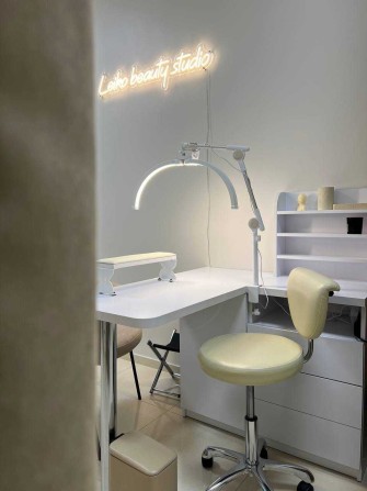 оренда робочого місця для майстра манікюру,педикюру,бровист-візажист - фото 1