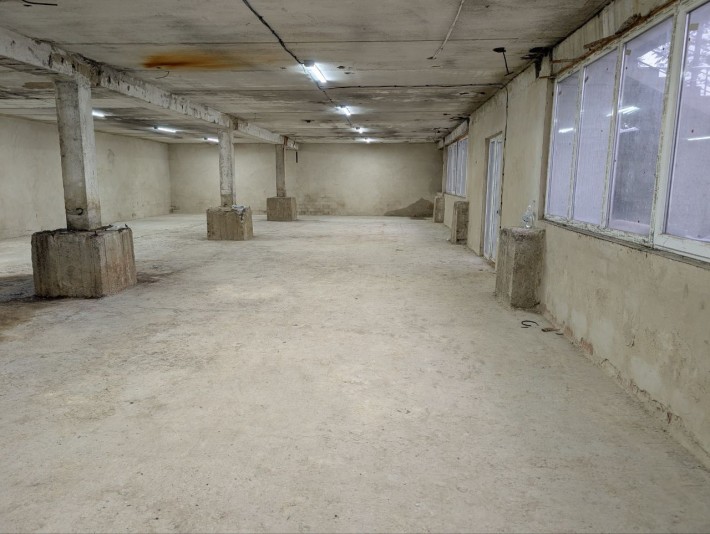 Оренда склад 663м2 вул.Хотинська - фото 1