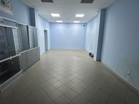 Оренда Приміщення фасадне при дорозі вул.Мукачівська Ужгород