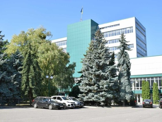 Комерційна нерухомість 25 тис. м² в центрі України (ціна за м²) Черкаси