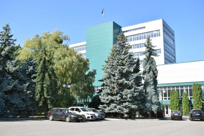 Комерційна нерухомість 25 тис. м² в центрі України (ціна за м²) - фото 1