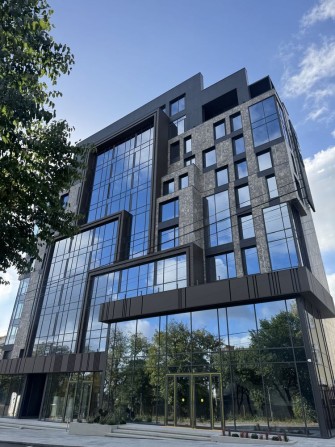 Оренда фасадного комерційного приміщення - фото 1