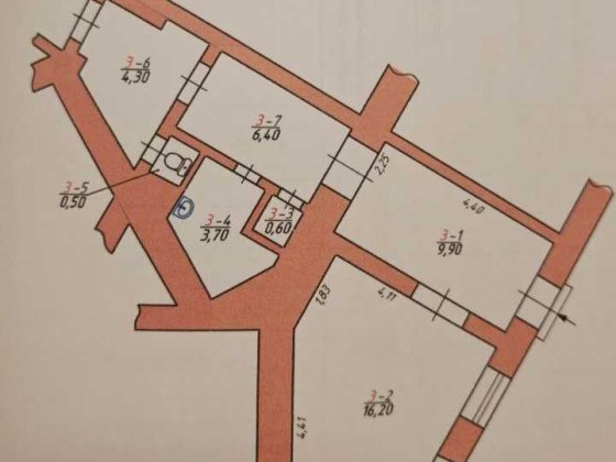 Оренда
приміщення 92 м2 в двох рівнях
Чернівці ,Центр Чернівці