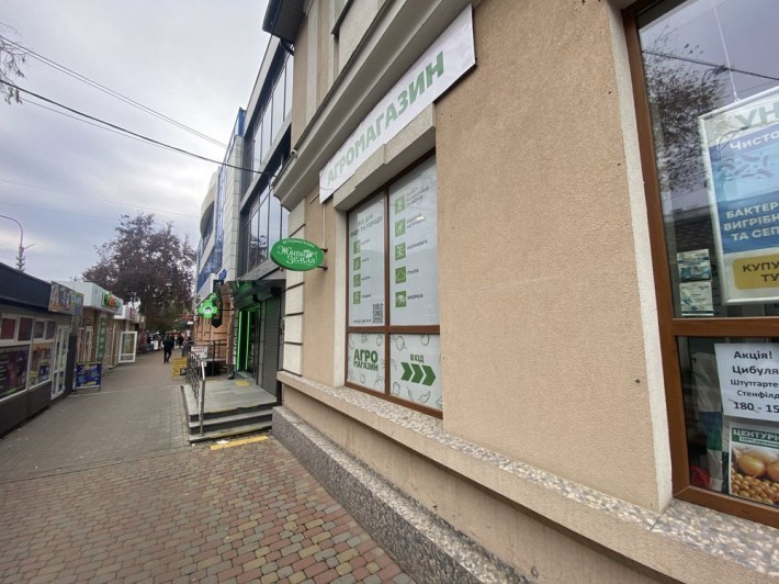 Здам в оренду торгове приміщення на центральному ринку - фото 1