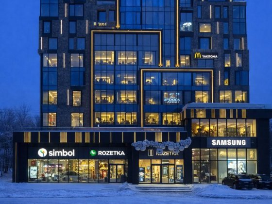 Оренда фасадного комерційного приміщення в будинку ПРЕМІУМ сегменту Чернівці