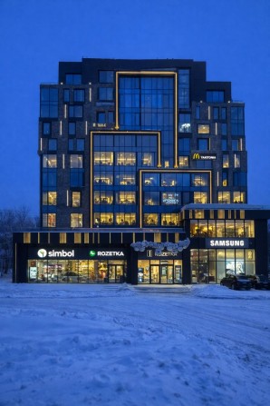 Оренда фасадного комерційного приміщення в будинку ПРЕМІУМ сегменту - фото 1