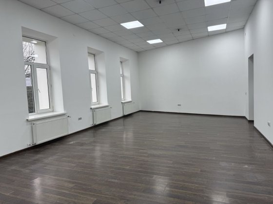 Оренда приміщення вул. Чкалова Чернівці