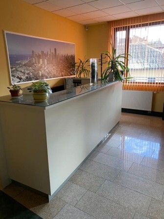 Оренда приміщення під офіси в центрі міста - фото 1