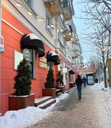 Здам в суборенду приміщення в центрі міста (поряд кав'ярня) – 30м2 - фото 1